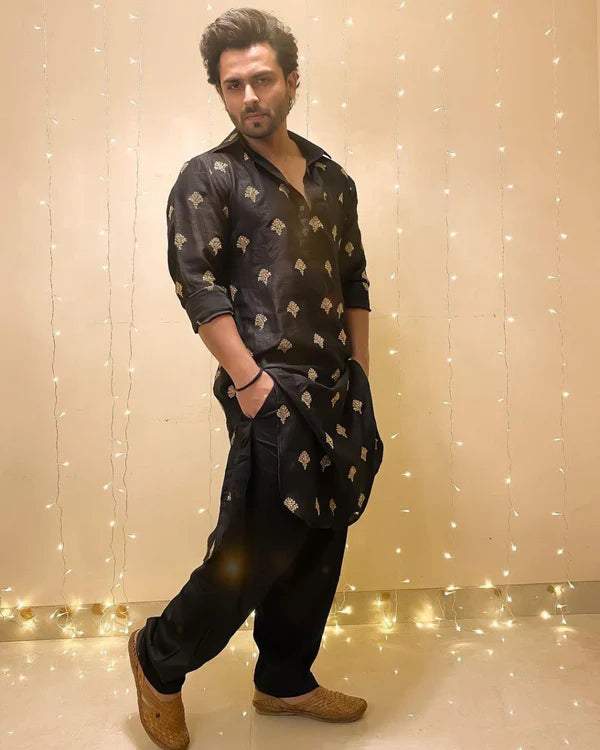 CELEBRITY MEN'S DESIGNER SEQUENCE EMBRODRY BLACK KURTA