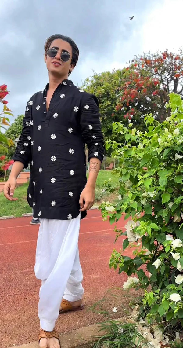 YOURSRK BLACK # SEQUENCE EMBRODRY KURTA